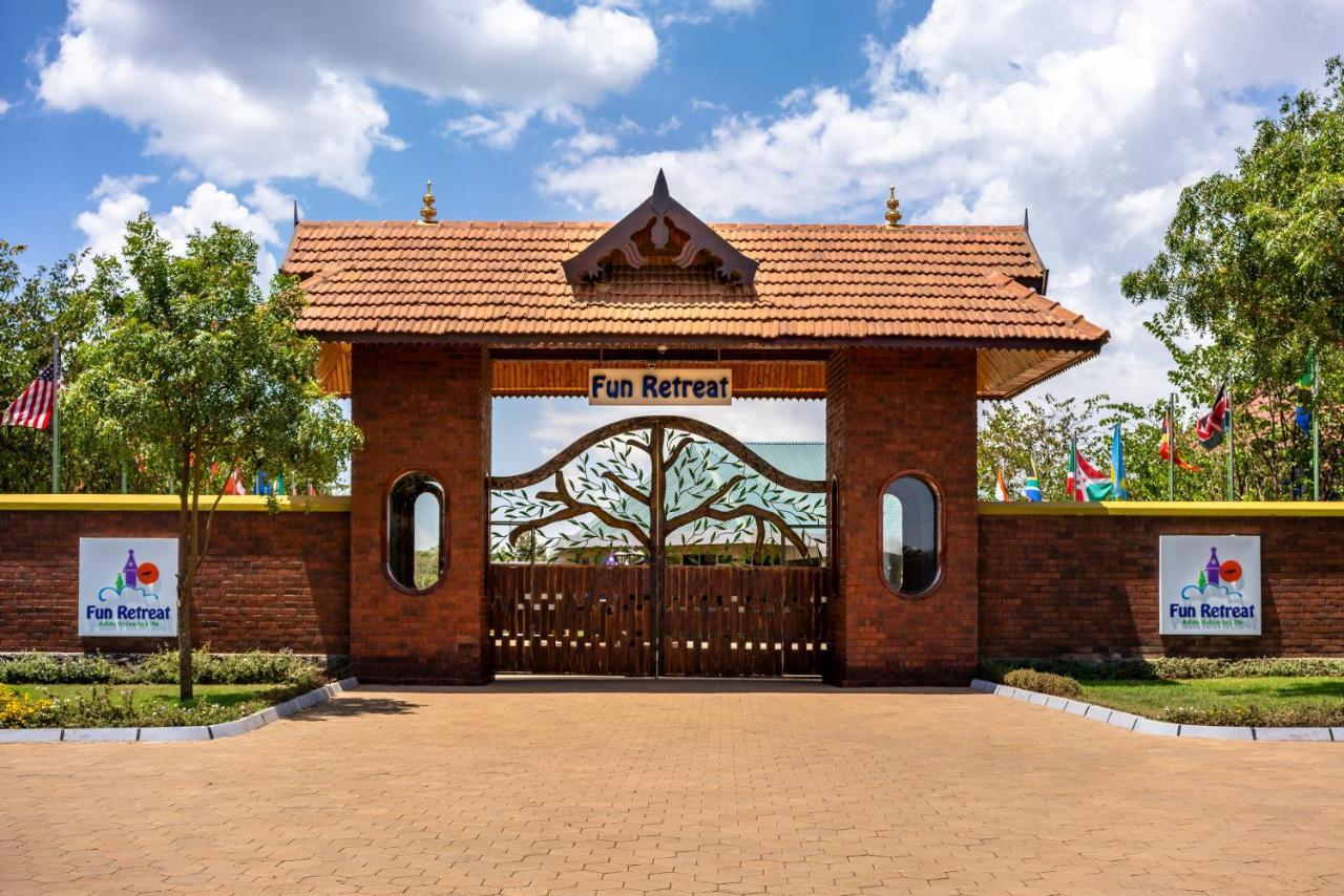 Fun Retreat Resort, Hotel And Ayurveda Spa 阿鲁沙 外观 照片