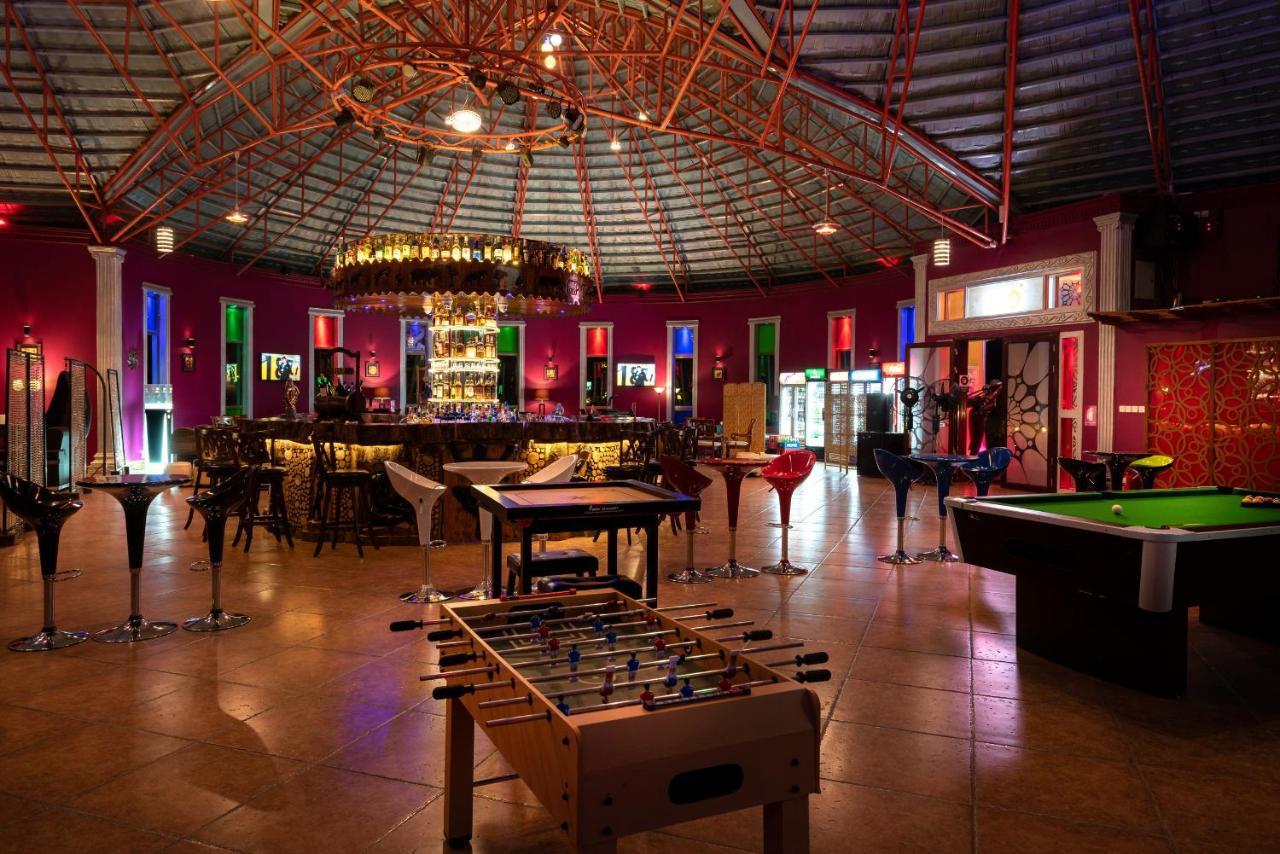 Fun Retreat Resort, Hotel And Ayurveda Spa 阿鲁沙 外观 照片